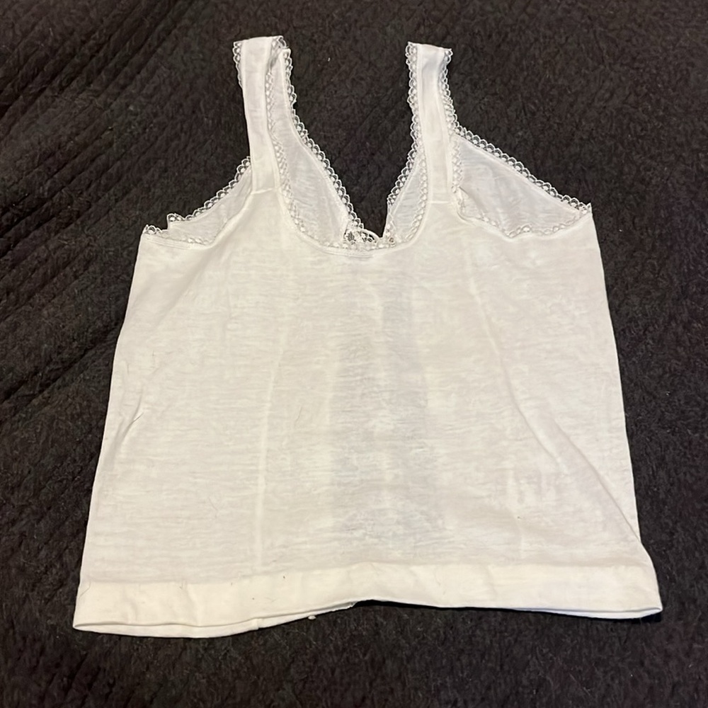 Vintage Elegant White Lace Trimmed Women's Top - Picture 5 of 9